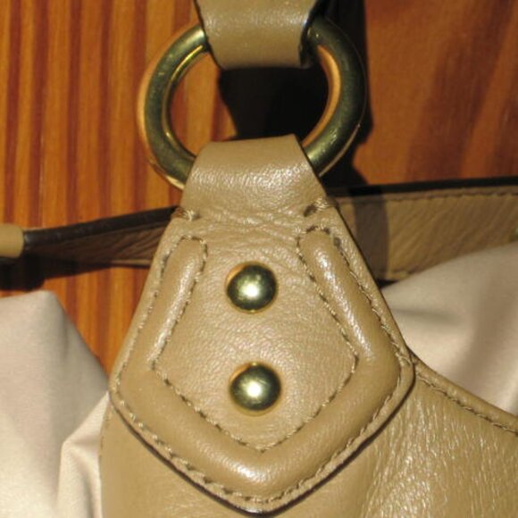 Coach Campbell Saddle Camel Handbag Hobo 3 Compartments F24686 Great Condition - Picture 14 of 15